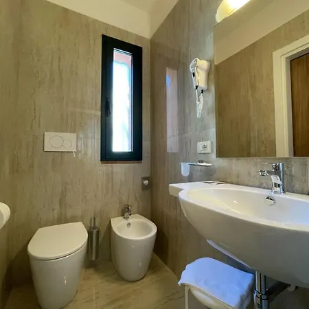 Marco Polo Hotel
